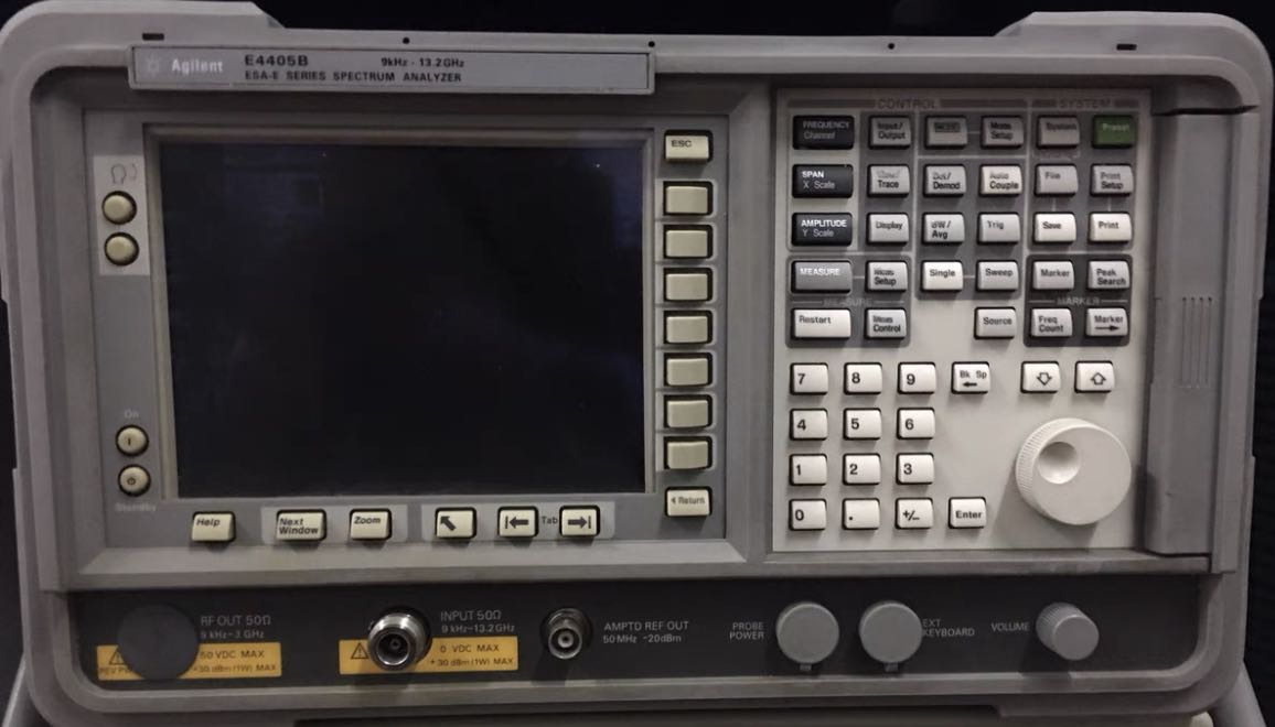 61fb4db63cbd4.jpg E4405B.jpg